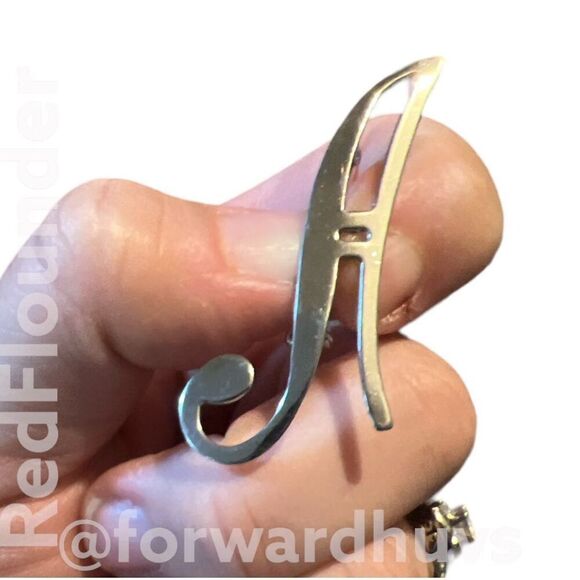 Silver Tone Metal Monogram A Initial Brooch - Picture 4 of 7